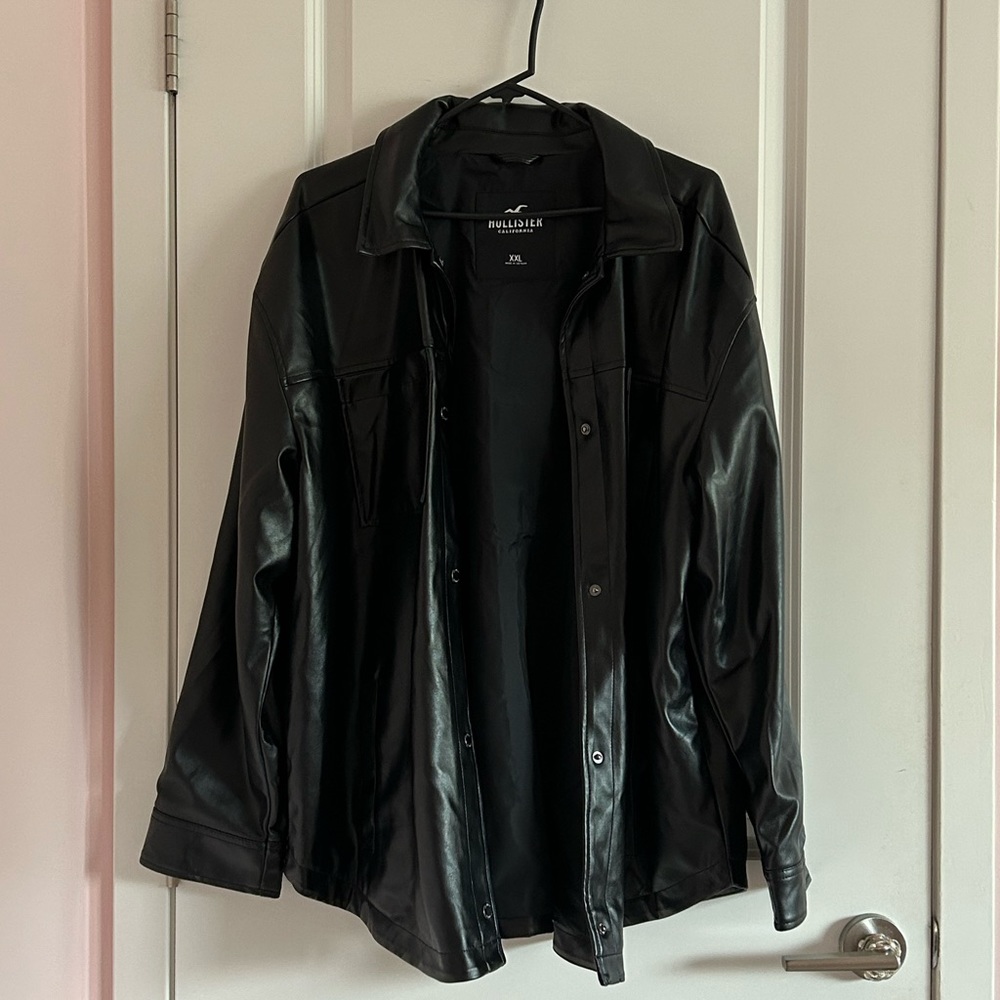 new w out tags! hollister black oversized leather jacket